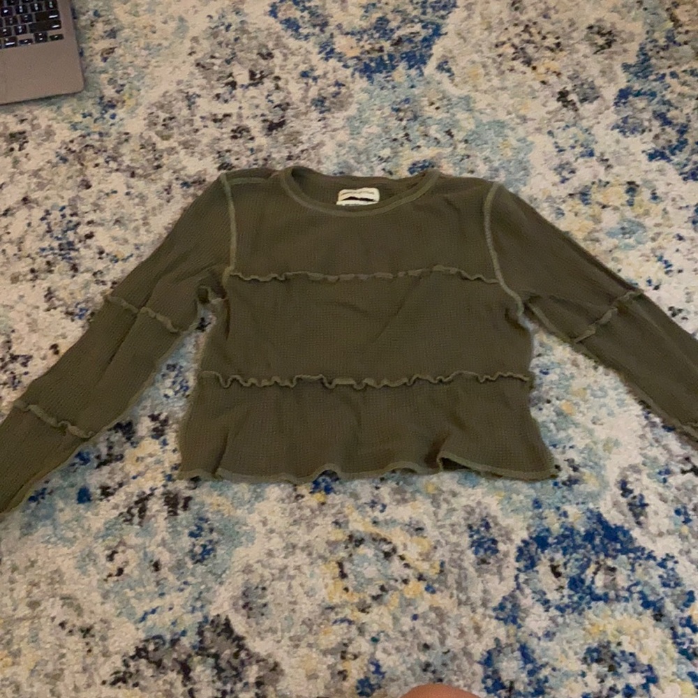 Army green crop top
